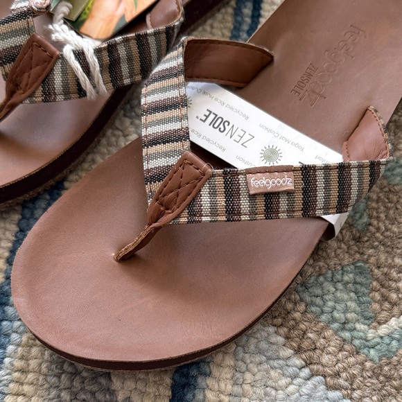 Feelgoodz Brown Leather-Effect Flip Flops with Striped Fabric Straps - Picture 6 of 7